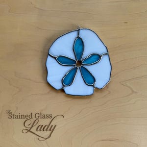 Handcrafted stained glass Sand dollar suncatcher in white and sky blue, beachy home decor, gift idea, coastal window hanging, wedding favor